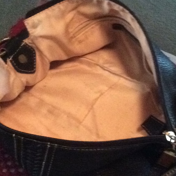 Black Elliot Lucca Leather👜Handbag - Picture 4 of 7